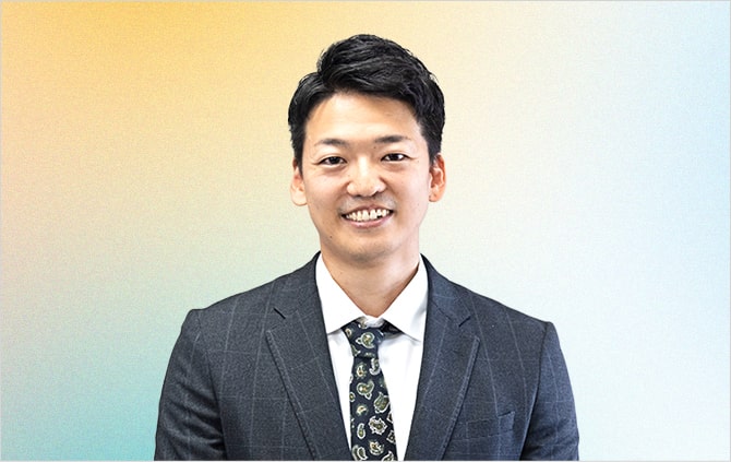 製造の経験、システムの知識、そして現場との調整力。上司に「総合格闘技」と言われます。